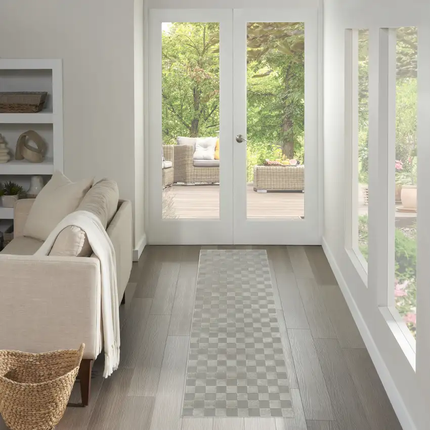 8' Gray Checkered Runner Rug Photo 3