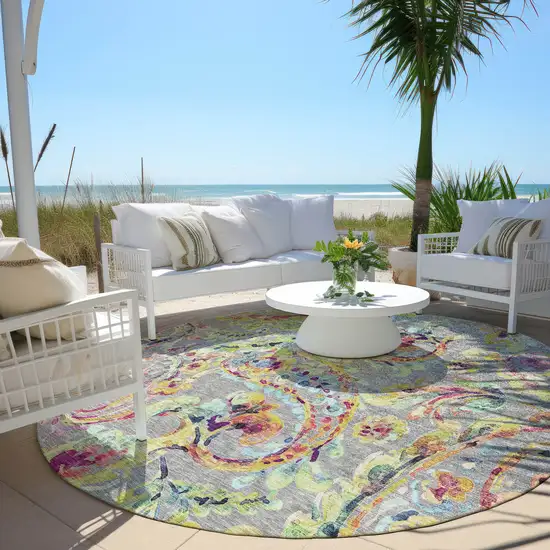8' Gray Fern Green And Artichoke Green Round Paisley Washable Indoor Outdoor Area Rug Photo 7