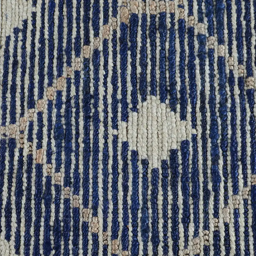 8' Gray Geometric Hand Loomed Area Rug Photo 1