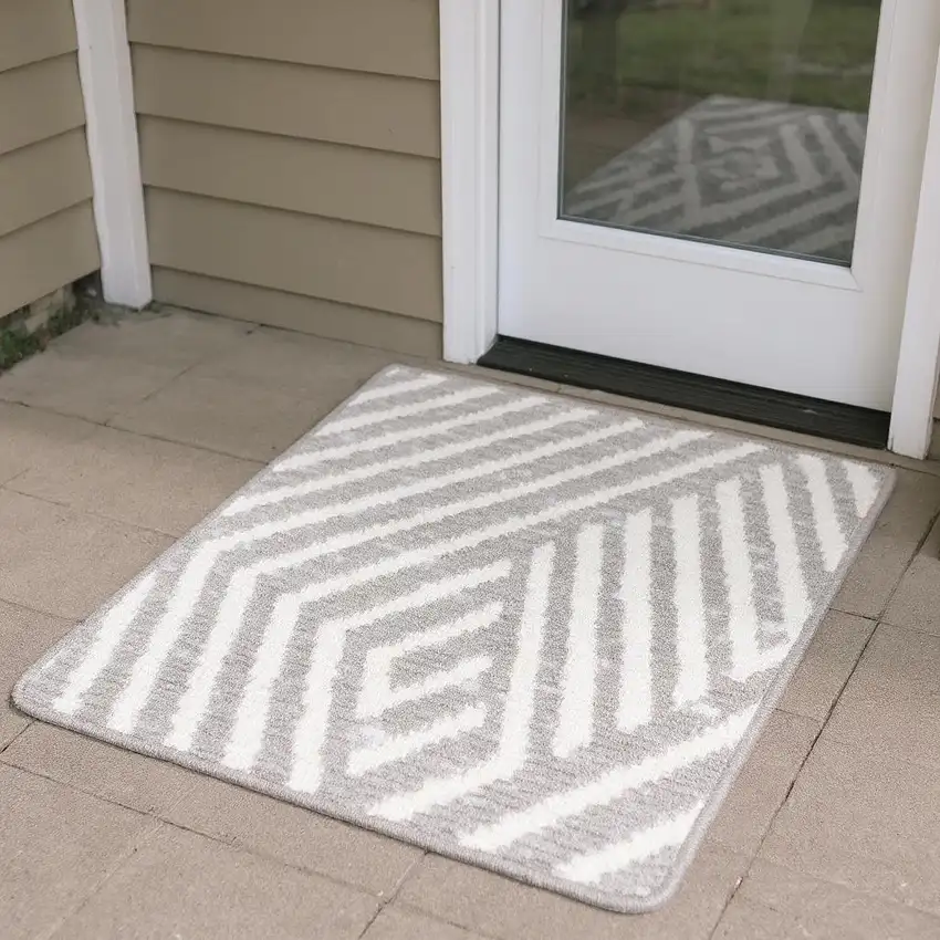 6' Gray Geometric Power Loom Runner Rug Photo 1