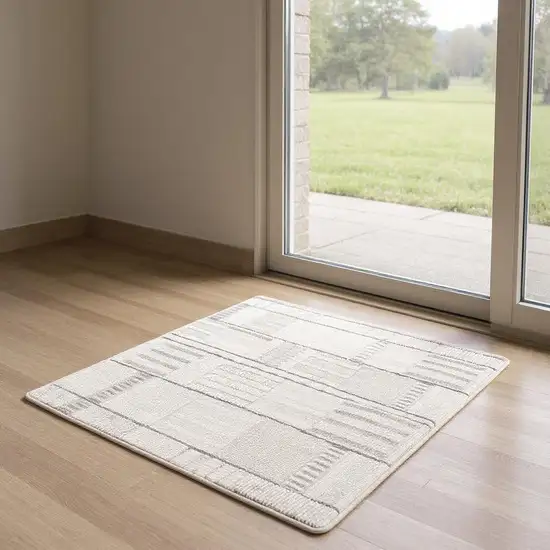 6' Gray Geometric Power Loom Runner Rug Photo 1