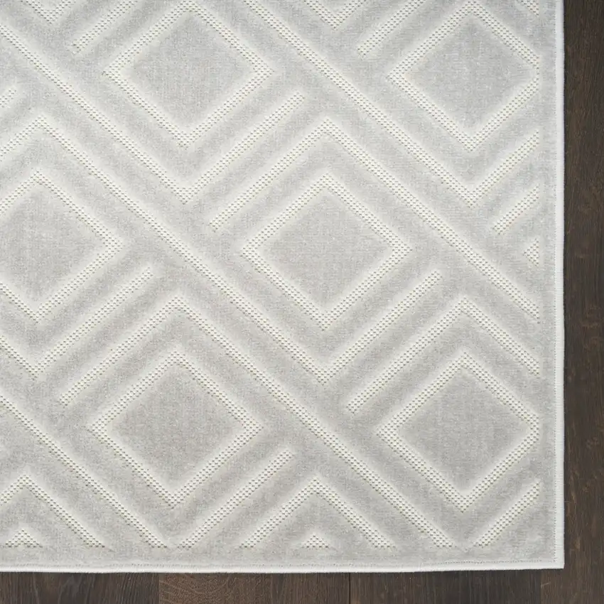 6' Gray Geometric Runner Rug Photo 8