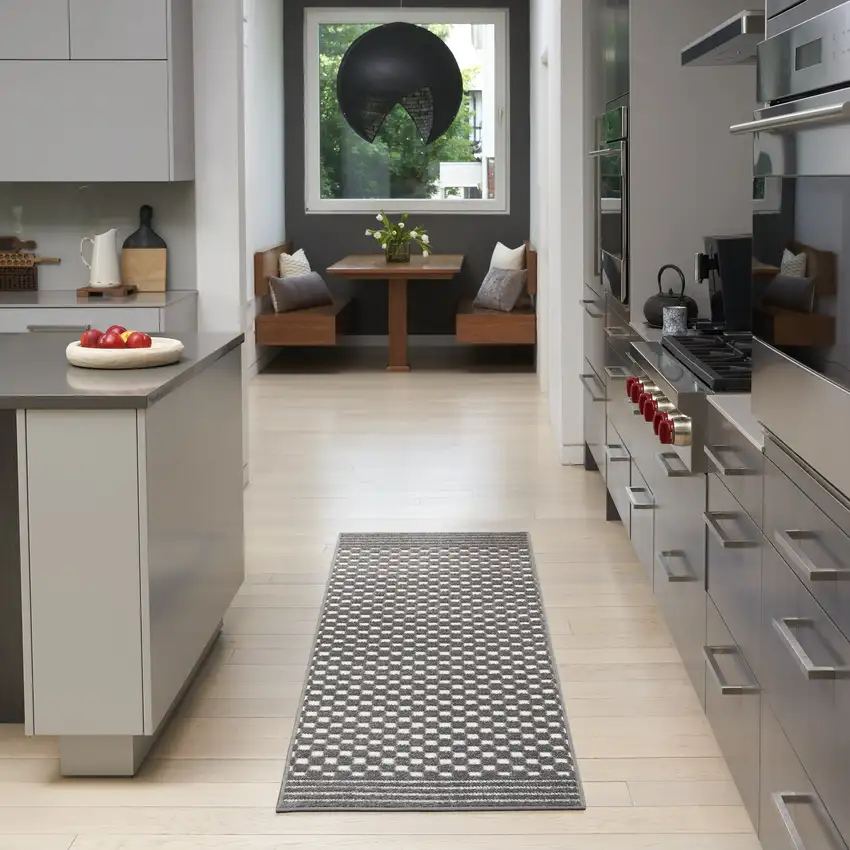 6' Gray Geometric Runner Rug Photo 5