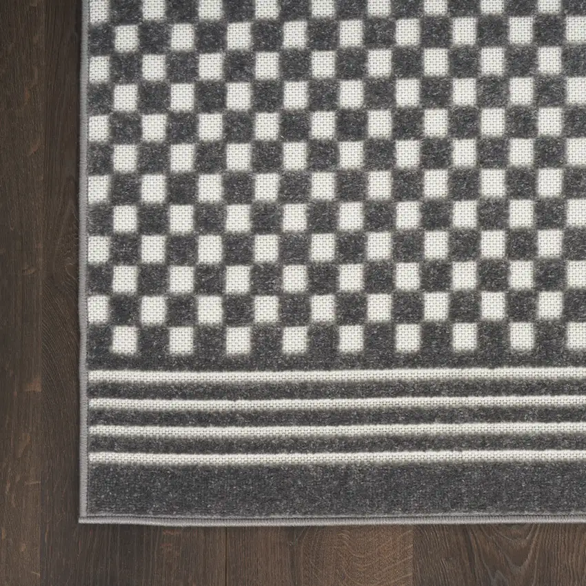 6' Gray Geometric Runner Rug Photo 8