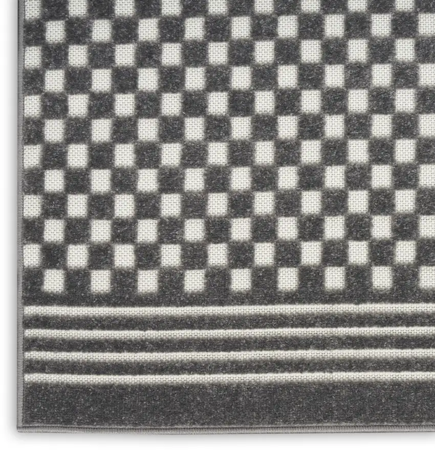 6' Gray Geometric Runner Rug Photo 3