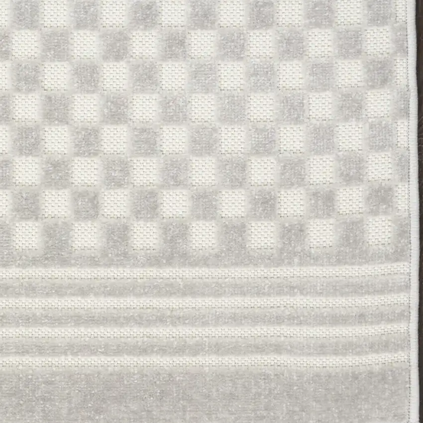 6' Gray Geometric Runner Rug Photo 6