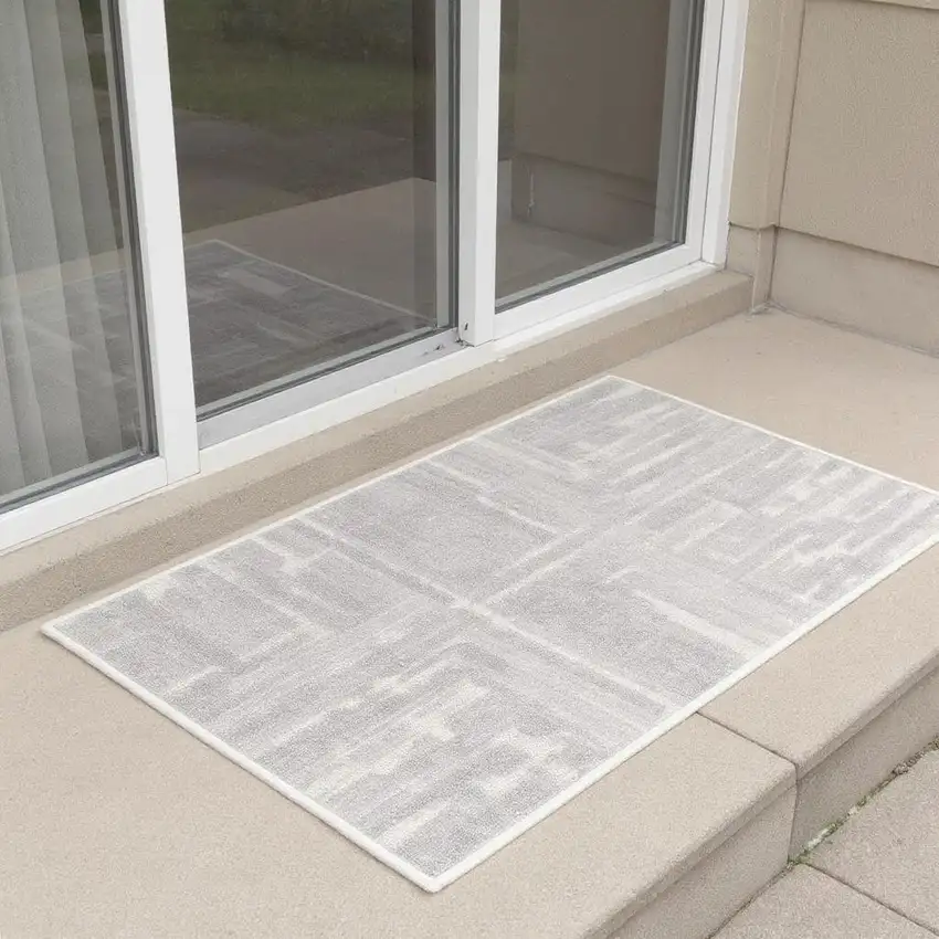 6' Gray Geometric Runner Rug Photo 1