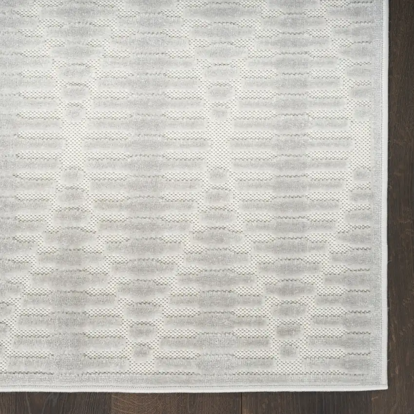 6' Gray Geometric Runner Rug Photo 9