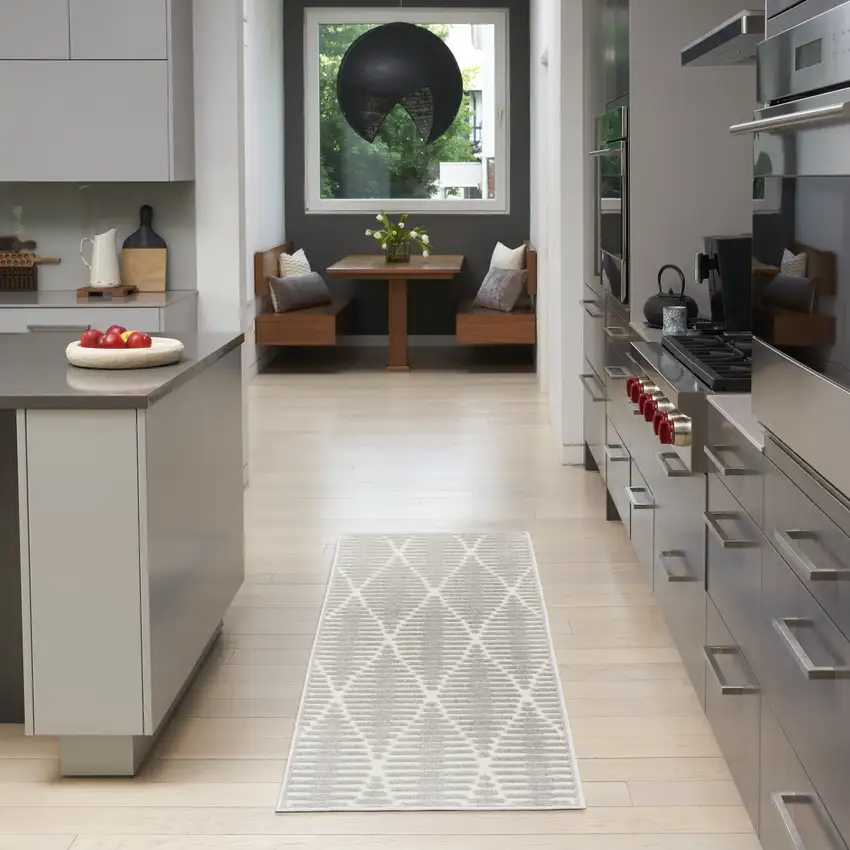 6' Gray Geometric Runner Rug Photo 5