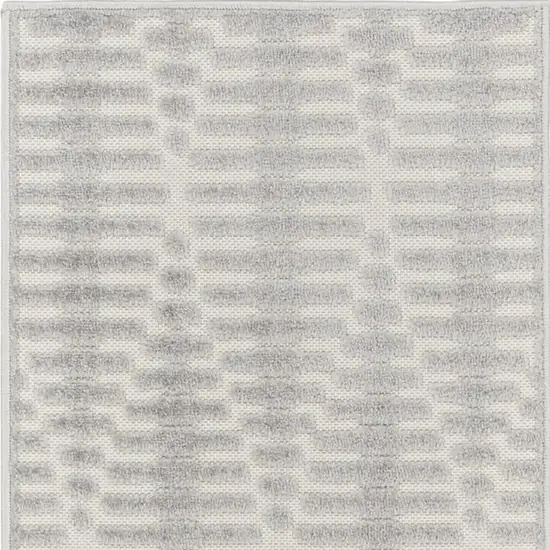 6' Gray Geometric Runner Rug Photo 4