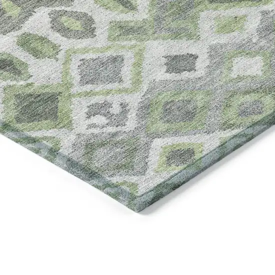 8' Gray Green And Ivory Round Geometric Washable Indoor Outdoor Area Rug Photo 7