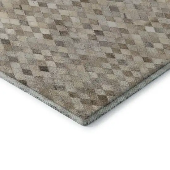 8' Gray Ivory And Beige Diamond Washable Round Rug With UV Protection Photo 4