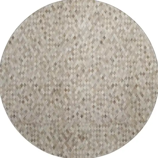 8' Gray Ivory And Beige Geometric Washable Round Rug With UV Protection Photo 5