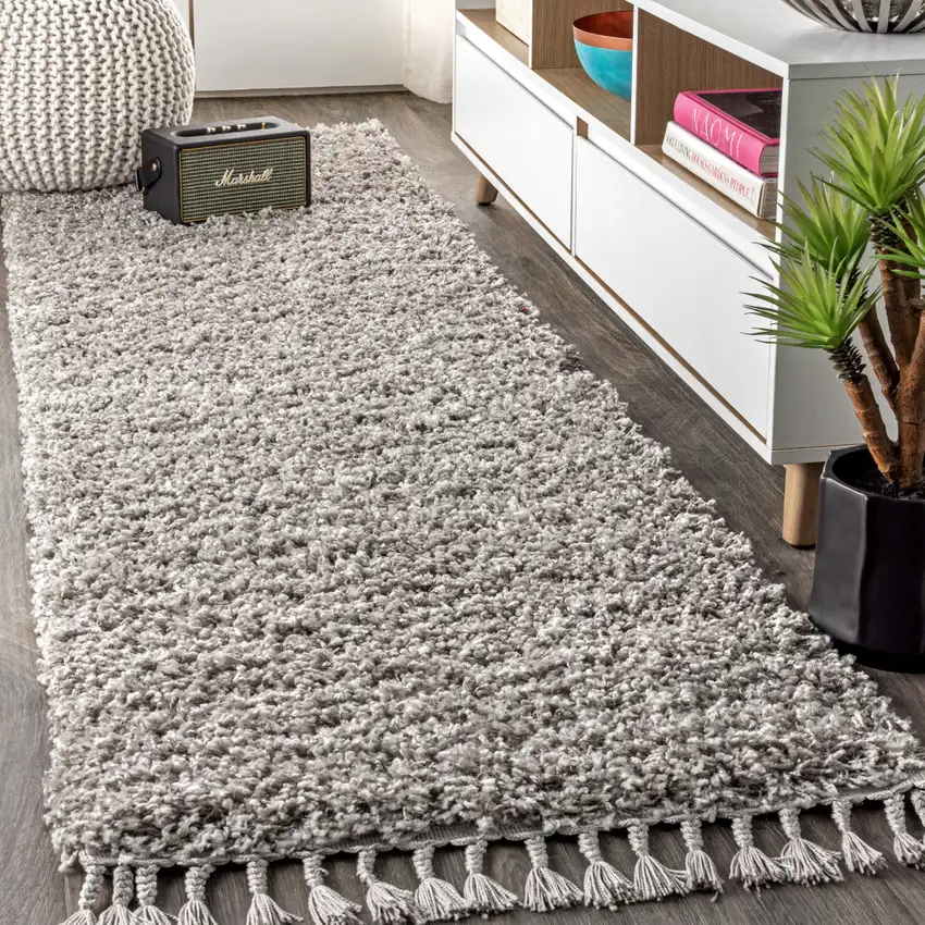 8' Gray Runner Rug With Fringe Photo 3