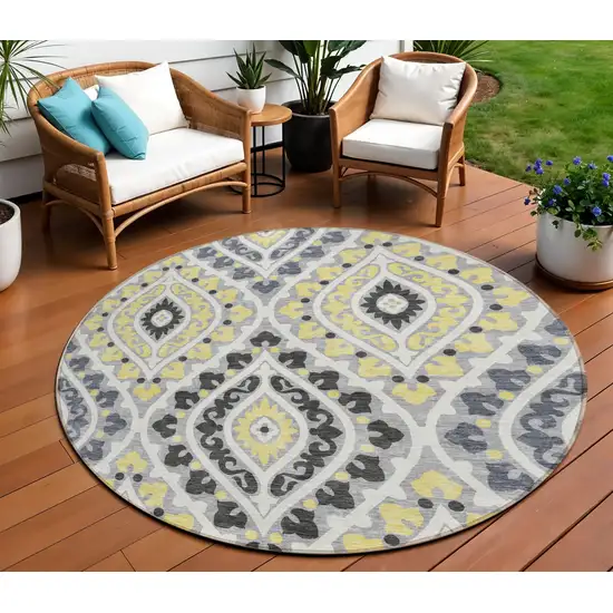 8' Gray Silver And Charcoal Round Floral Washable Indoor Outdoor Area Rug Photo 1