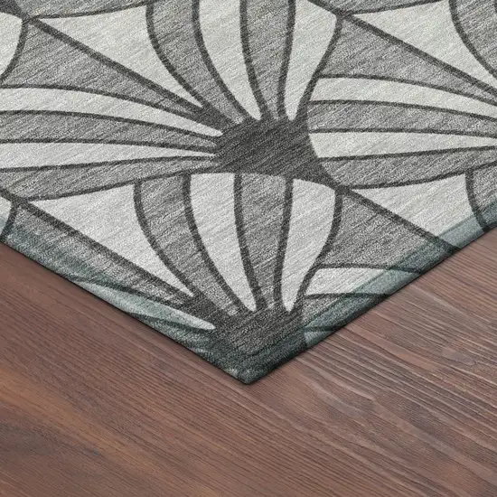 8' Gray Silver And Charcoal Round Seashell Washable Indoor Outdoor Area Rug Photo 8