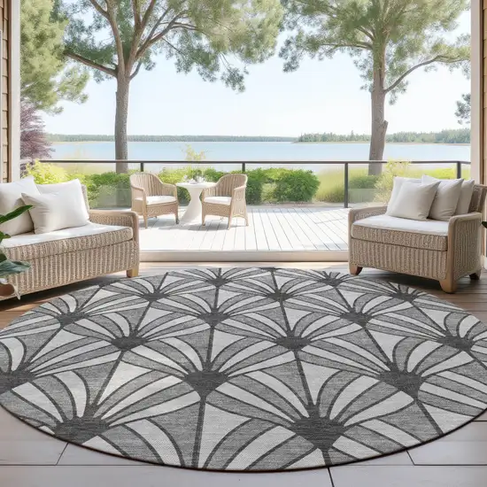 8' Gray Silver And Charcoal Round Seashell Washable Indoor Outdoor Area Rug Photo 4