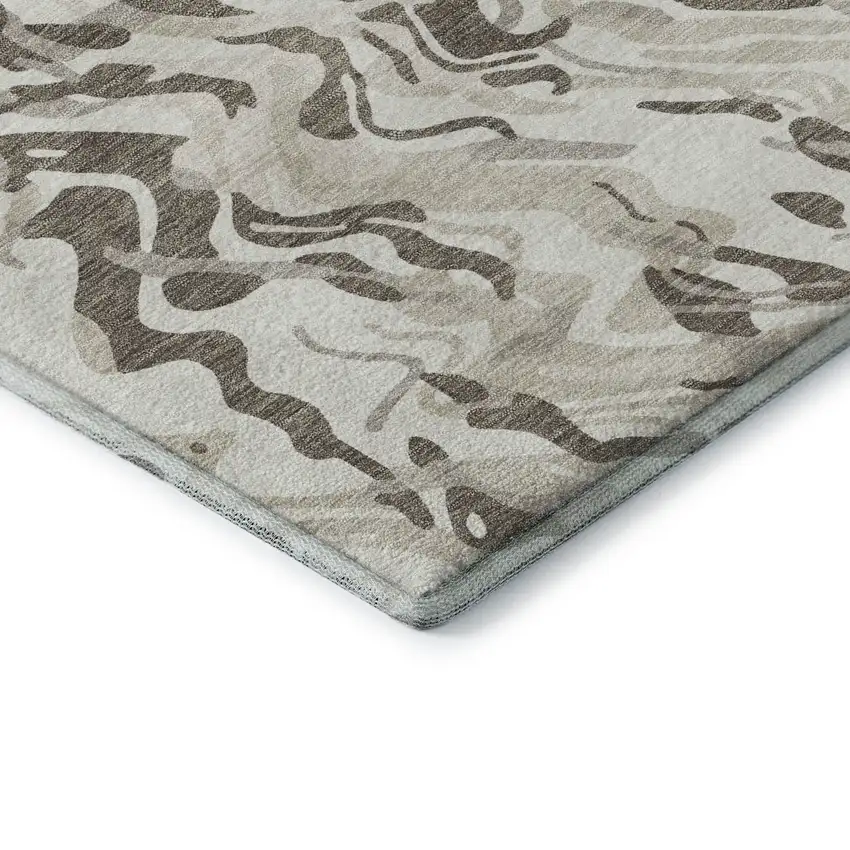 8' Gray Silver And Ivory Abstract Washable Round Rug With UV Protection Photo 5