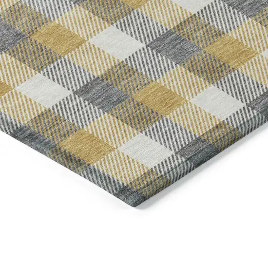 8' Gray Tan And Beige Round Plaid Washable Indoor Outdoor Area Rug Photo 3