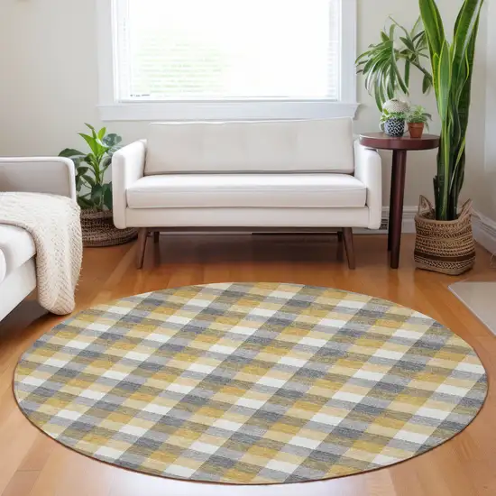 8' Gray Tan And Beige Round Plaid Washable Indoor Outdoor Area Rug Photo 8