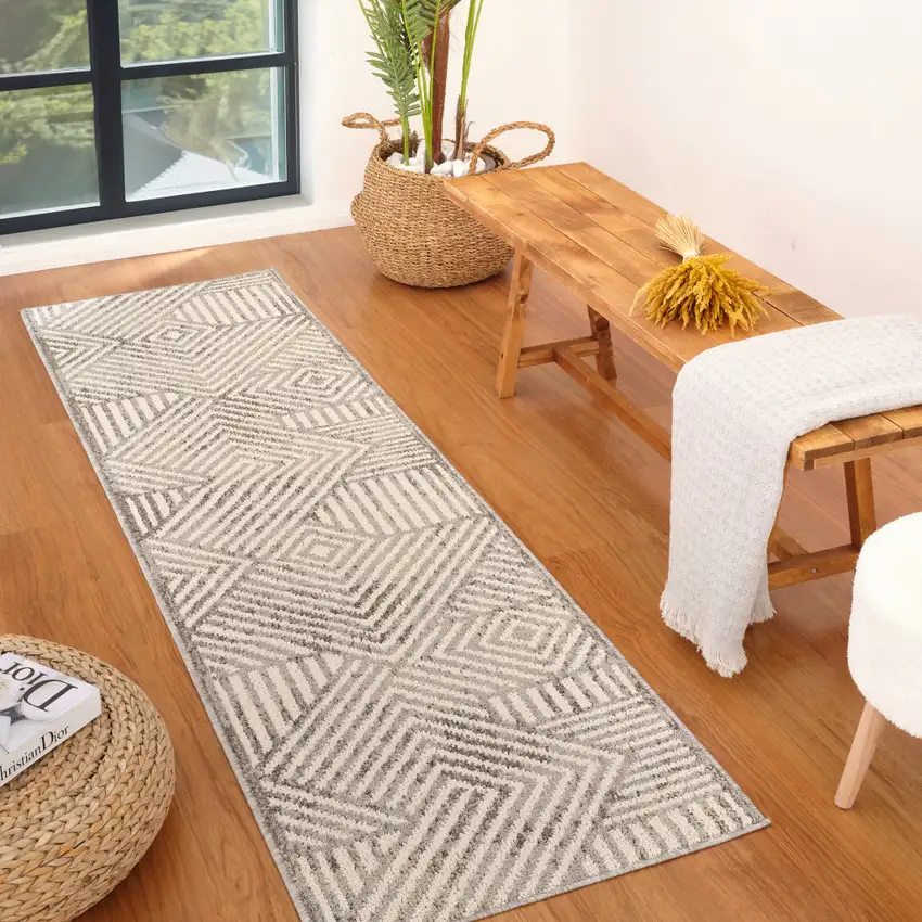8' Gray and Beige Abstract Distressed Area Rug Photo 6