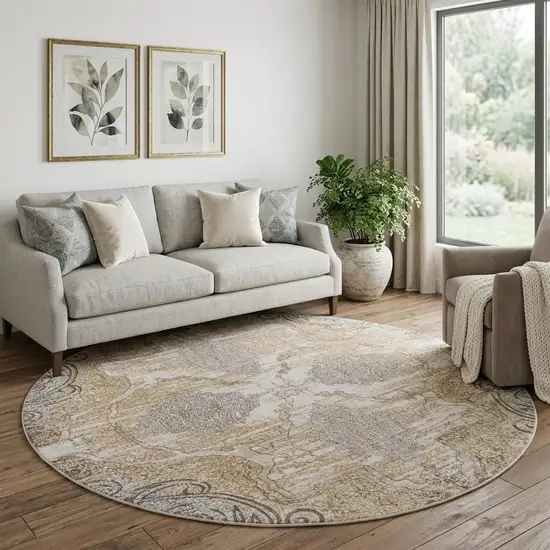 8' Tan And Gray Medallion Distressed Round Rug Photo 1