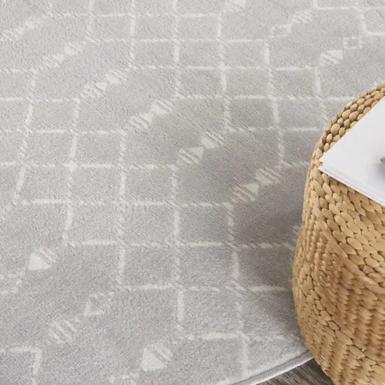 5' Gray and Ivory Geometric Round Rug Photo 9