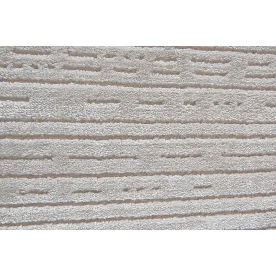 8' Gray and White Power Loom Runner Rug Photo 8