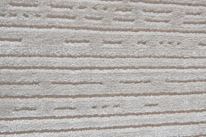 8' Gray and White Power Loom Runner Rug Photo 8