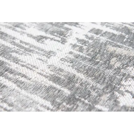 8' Gray and White Round Abstract Non Skid Area Rug Photo 9