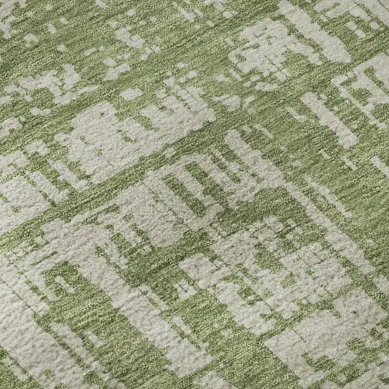 8' Green And Beige Abstract Washable Round Rug With UV Protection Photo 9