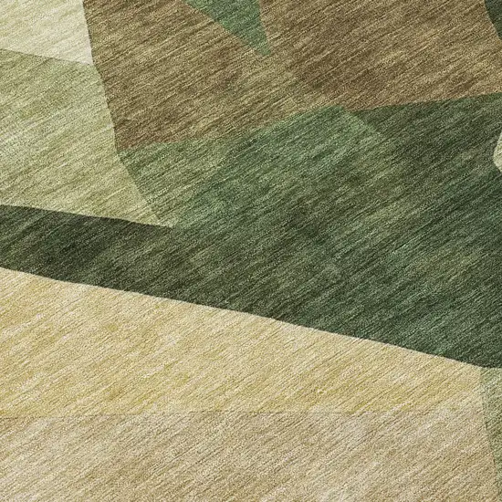 8' Green And Beige Round Abstract Washable Indoor Outdoor Area Rug Photo 9