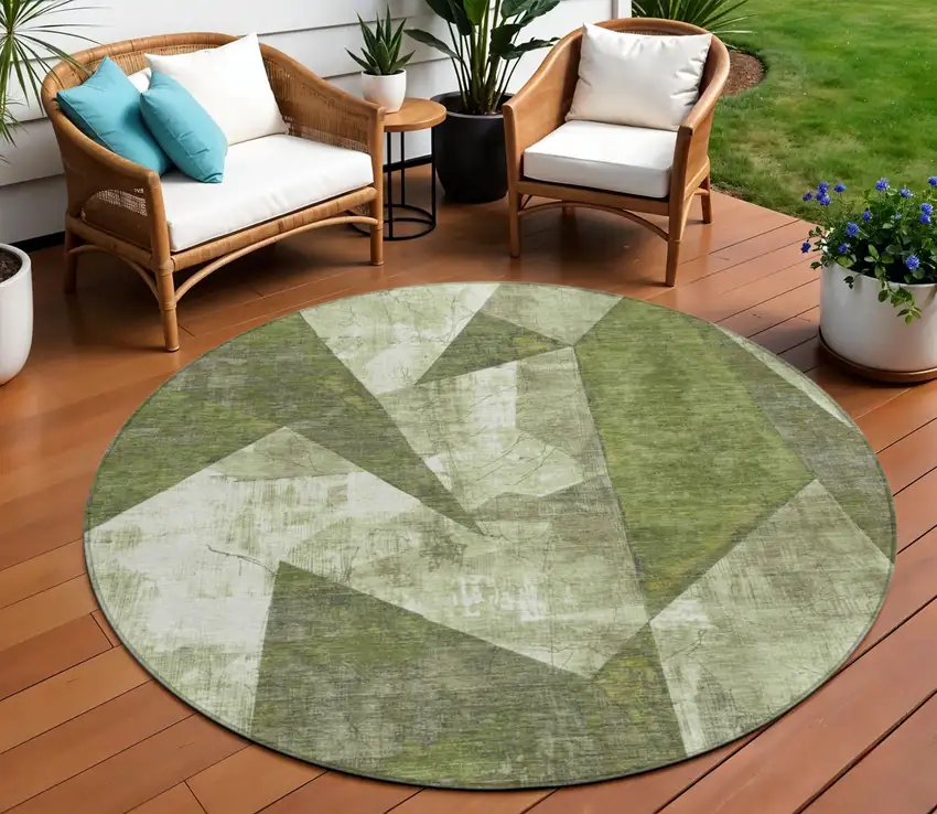8' Green And Beige Round Geometric Washable Indoor Outdoor Area Rug Photo 2