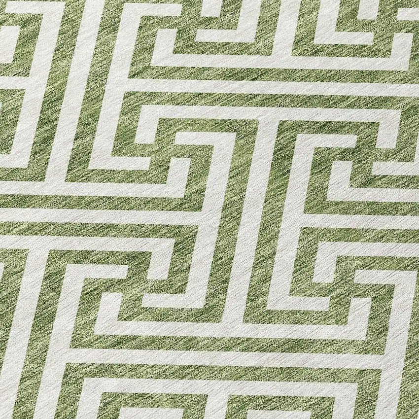 8' Green And Beige Round Geometric Washable Indoor Outdoor Area Rug Photo 5