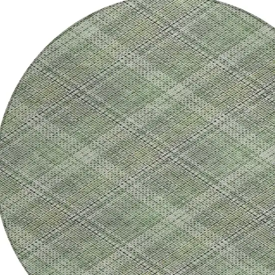 8' Green And Beige Round Plaid Washable Indoor Outdoor Area Rug Photo 8