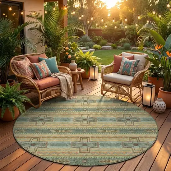 8' Green And Beige Round Tribal Washable Indoor Outdoor Area Rug Photo 1