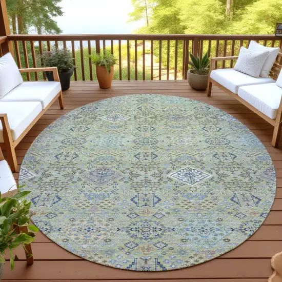 8' Green And Blue Round Oriental Washable Indoor Outdoor Area Rug Photo 4