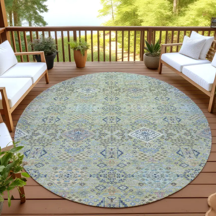 8' Green And Blue Round Oriental Washable Indoor Outdoor Area Rug Photo 4