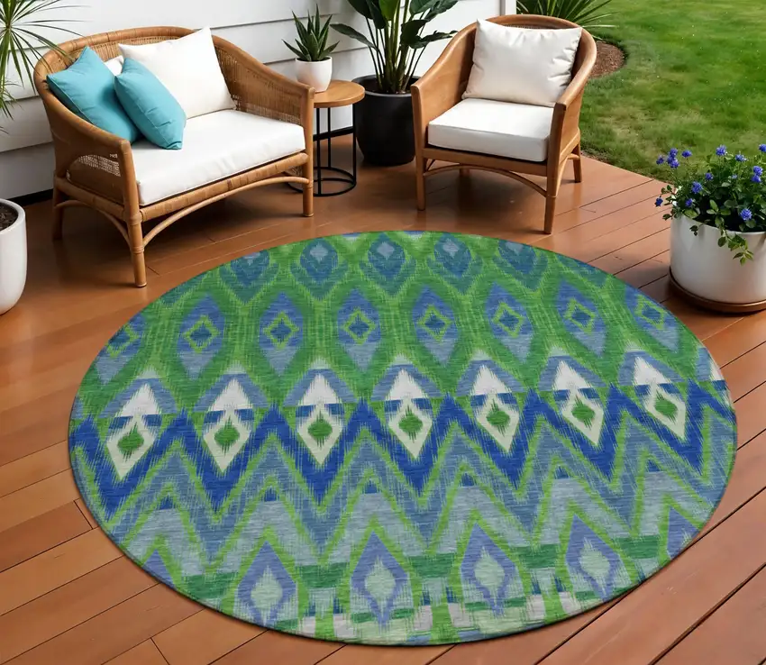 8' Green And Blue Round Southwestern Washable Indoor Outdoor Area Rug Photo 1