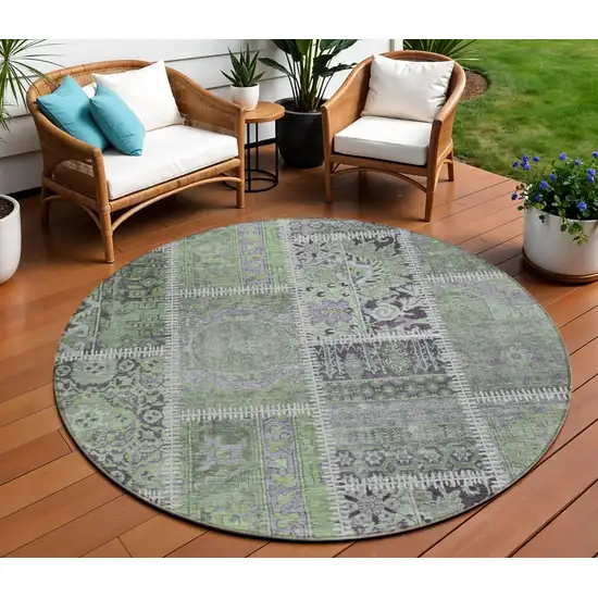 8' Green And Charcoal Round Patchwork Washable Indoor Outdoor Area Rug Photo 1