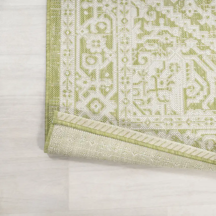 8' Green And Cream Medallion Indoor Outdoor Runner Rug Photo 4