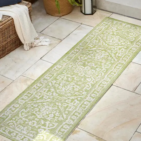 10' Green And Cream Medallion Indoor Outdoor Runner Rug Photo 4