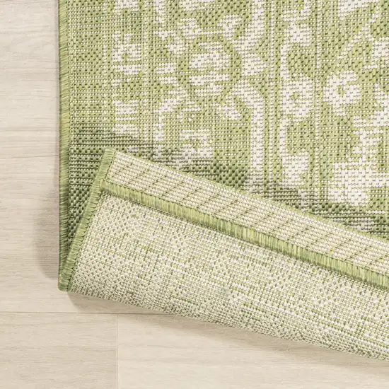 10' Green And Cream Medallion Indoor Outdoor Runner Rug Photo 8
