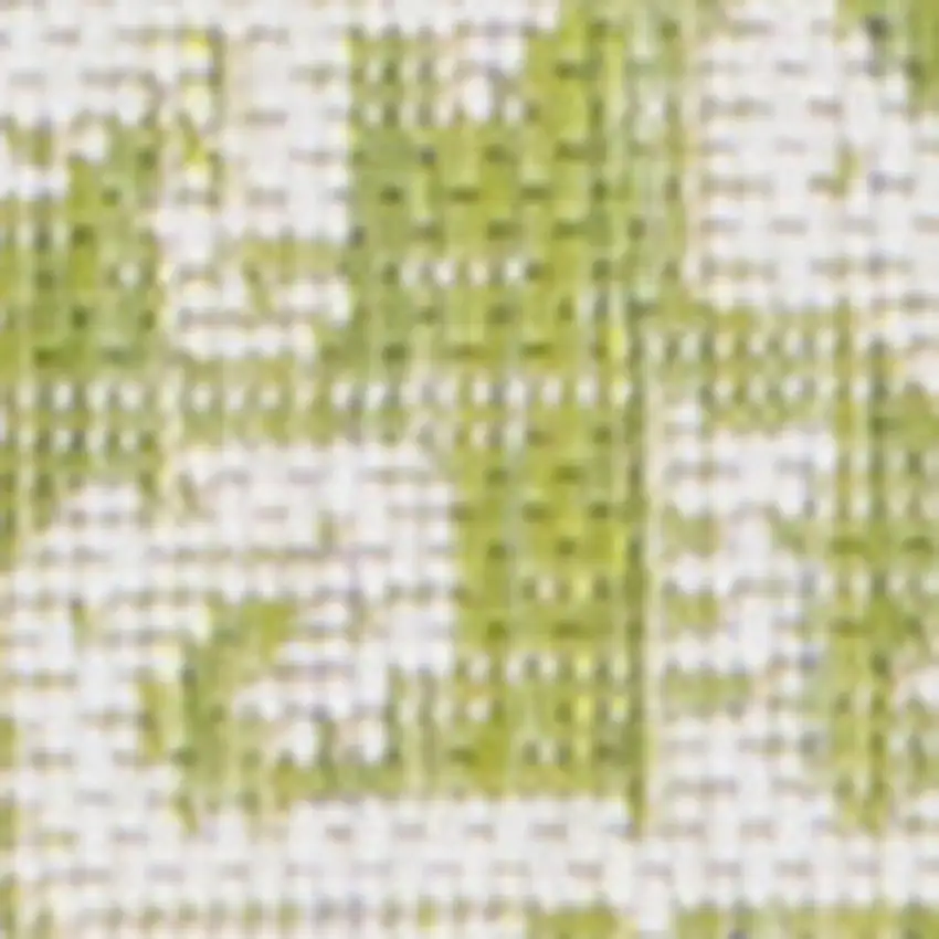 8' Green And Cream Medallion Indoor Outdoor Runner Rug Photo 3