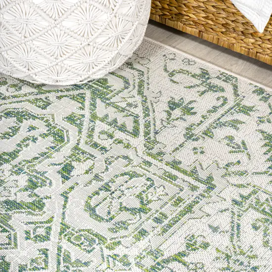 10' Green And Cream Medallion Indoor Outdoor Runner Rug Photo 8