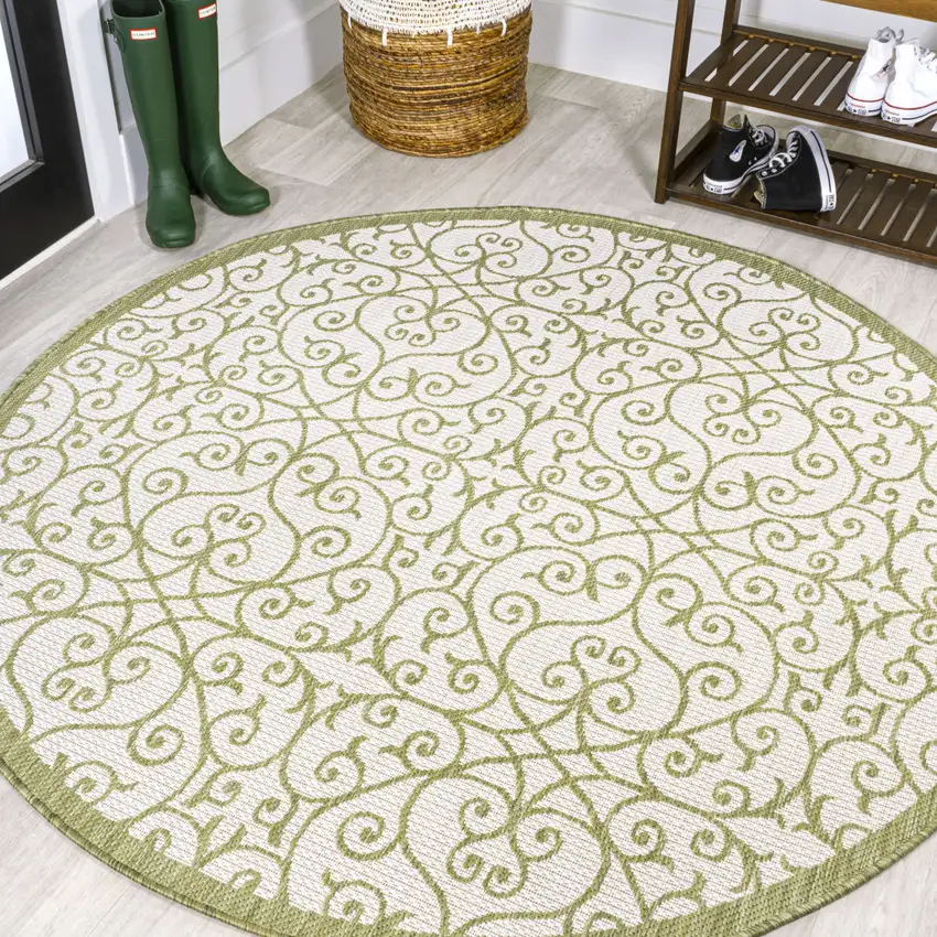 5' Green And Cream Round Geometric Indoor Outdoor Area Rug Photo 4