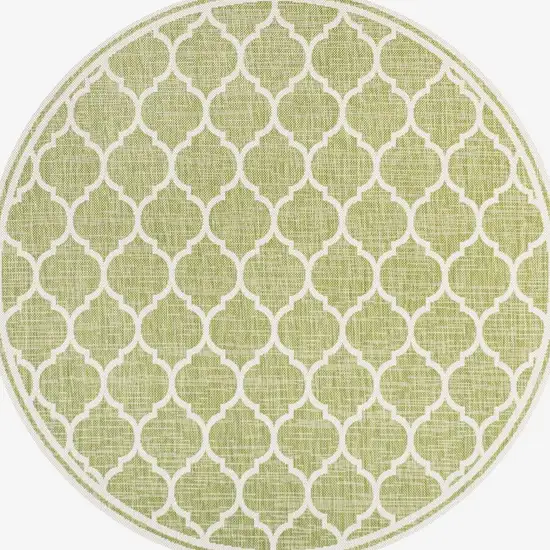 5' Green And Cream Round Geometric Indoor Outdoor Area Rug Photo 3