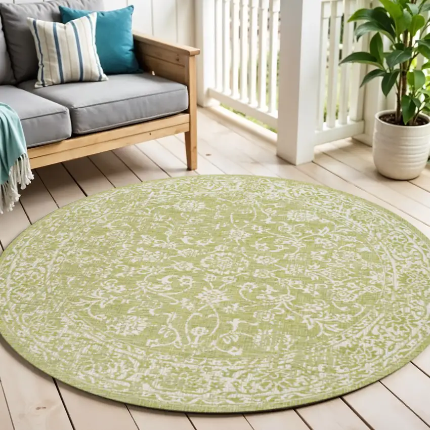 5' Green And Cream Round Medallion Indoor Outdoor Area Rug Photo 1