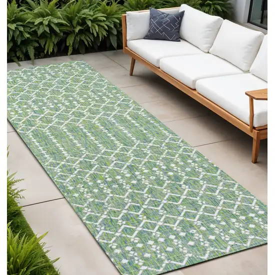 8' Green And Cream Trellis Indoor Outdoor Runner Rug Photo 1