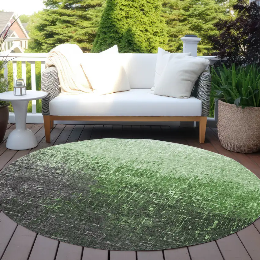 8' Green And Dark Gray Round Ombre Washable Indoor Outdoor Area Rug Photo 7